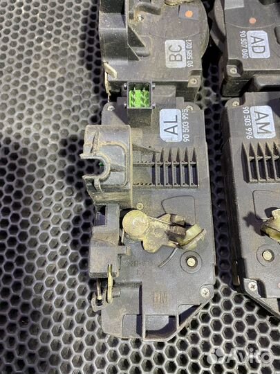 Замок двери Opel Vectra B Седан Опель Вектра Б