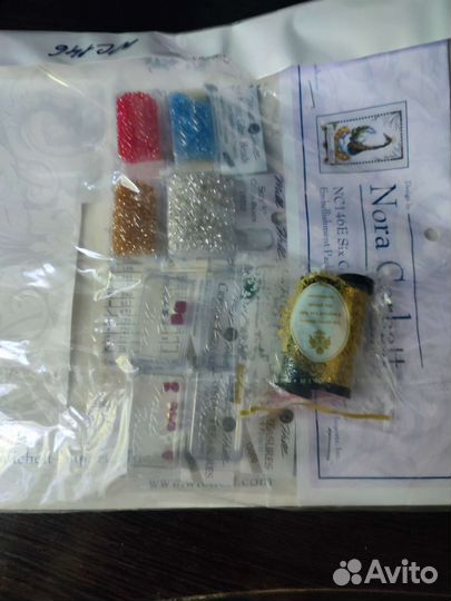 Набор для вышивания крестом и бисером