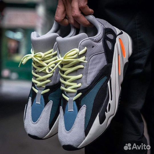 Кроссовки Adidas Yeezy Boost 700 Wave Runner