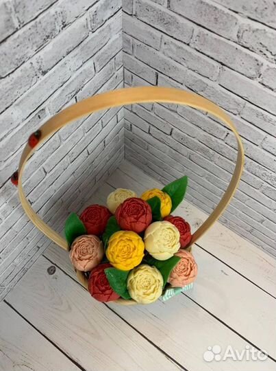 Шоколадные пионы в корзинке (11 шт)