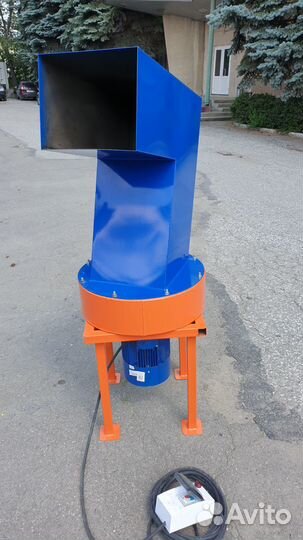 Шредер измельчитель пластика пэт «Шмель»