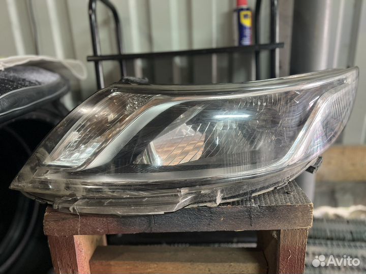 Фара Kia Rio 3 дорестайлинг оригинал