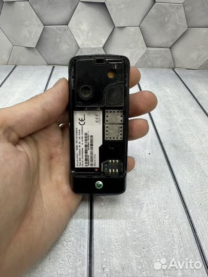 Sony Ericsson W200i