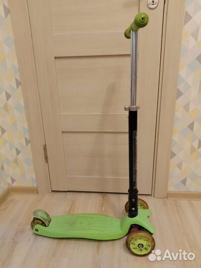 Самокат детский трехколесный