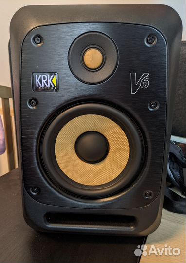 Студийные мониторы Krk v6 s4