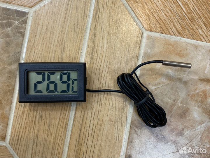 Термометр -гигрометр