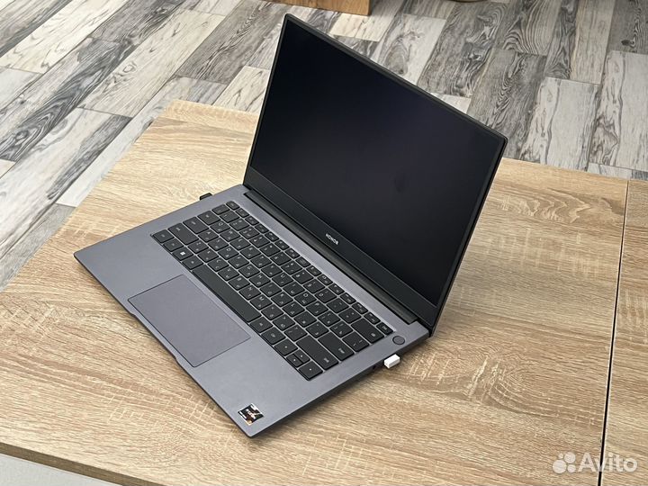 Ноутбук Honor Magicbook 14 r7 5700u 16/512Gb