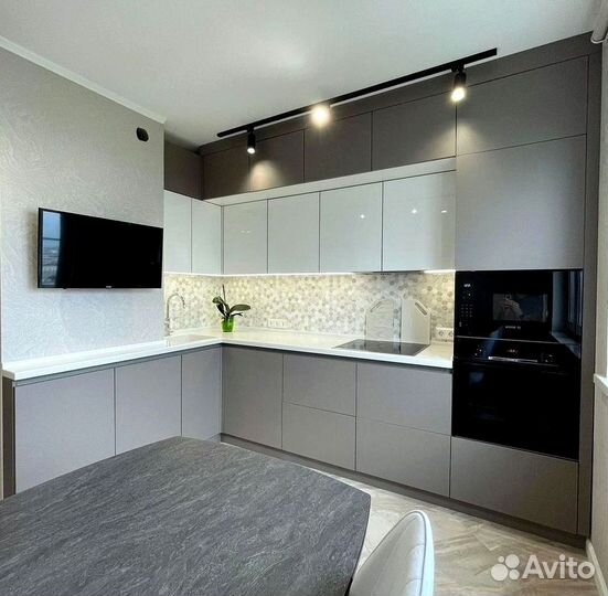 Кухонный гарнитур с техников