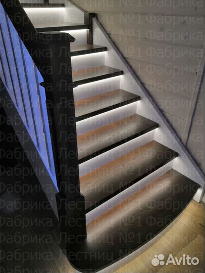 Лестница на металлическом каркасе