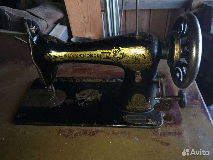 Швейная машинка (зингер)