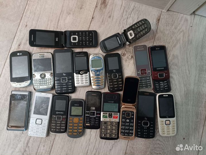 Телефоны на запчасти 60шт