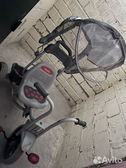 Трехколесный велосипед