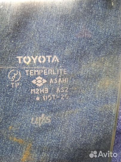 Стекло левое переднее тайота калдина 2004