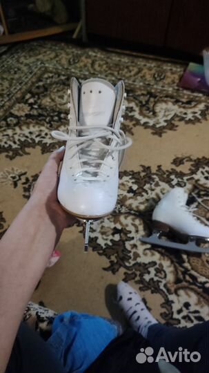 Фигурные коньки risport 210