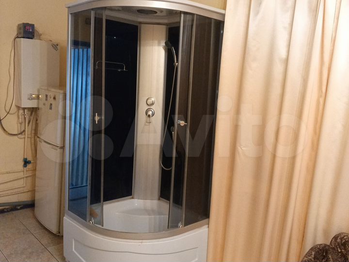 Комната 19 м² в 1-к., 1/2 эт.