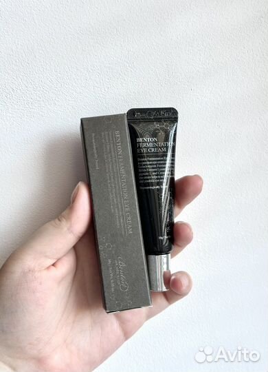 Крем для глаз Benton
