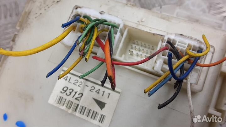 Блок предохранителей Toyota Prius