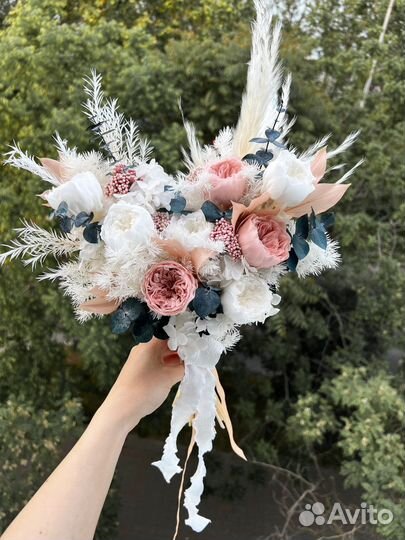 Свадебный букет из сухоцветов и стабилизированных