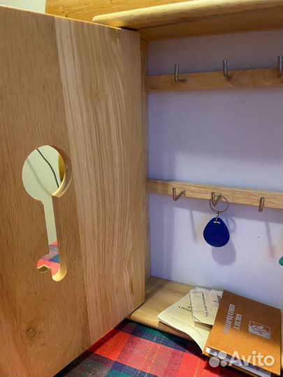 Ключница настенная