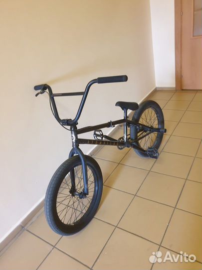 Bmx atom nitro