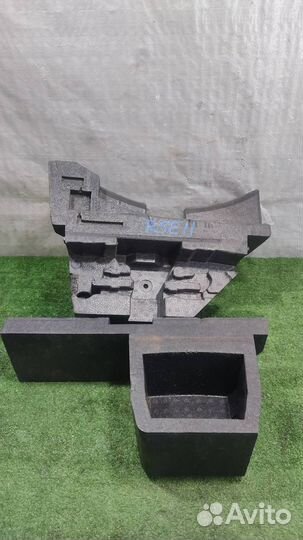 Ящик для инструментов Nissan X-Trail T30 2003