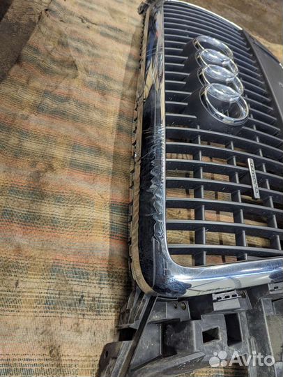 Решётка радиатора Audi Q5 2008-2012