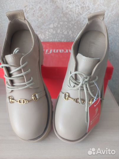 Новые ботинки