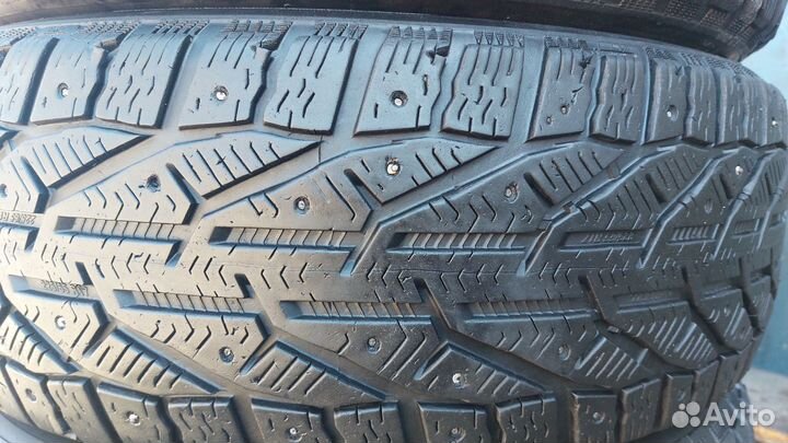 Kormoran SUV Stud 225/65 R17 106T