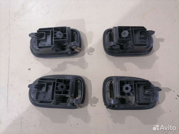 Ручка открыти двери Mazda 323 BA