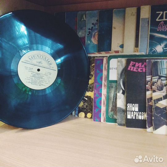 Пластинки в ассортименте