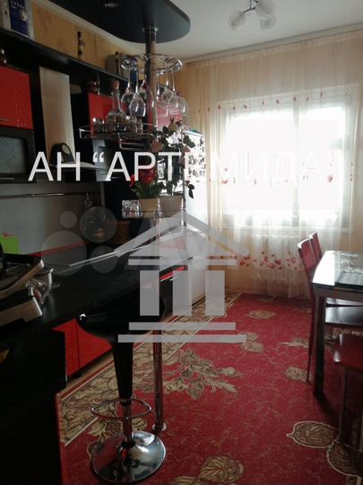 4-к. квартира, 84 м², 2/5 эт.