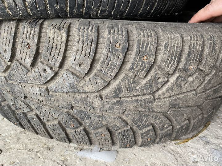 Nokian Tyres Hakkapeliitta 10 235/65 R17