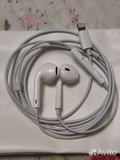 Наушники apple earpods lightning