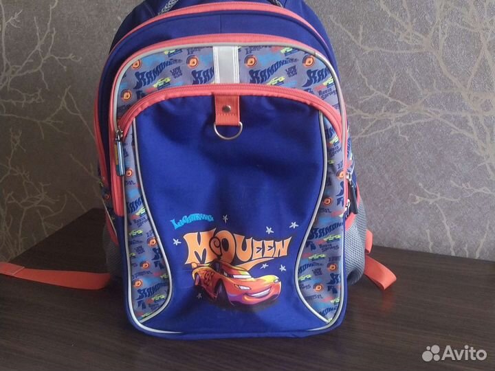 Рюкзак школьный