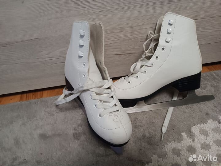 Коньки 35 размер