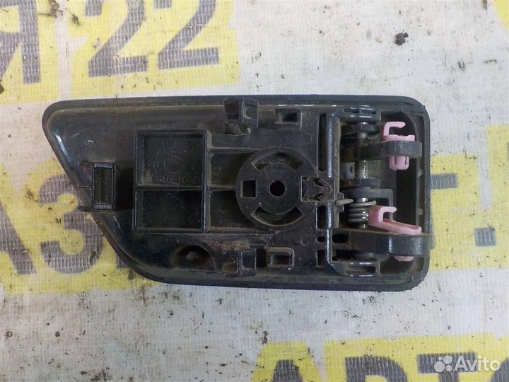Ручка двери внутренняя левая Hyundai Getz 2002-20
