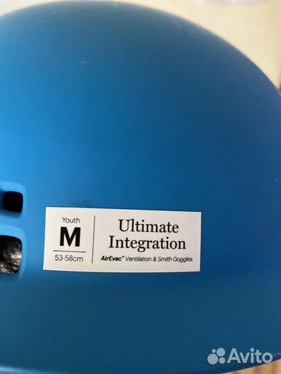 Горнолыжный шлем