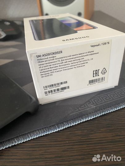 Коробка от samsung A52 черный 128gb