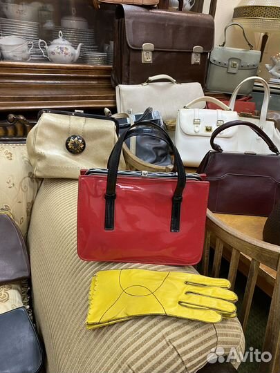 Сумочки дамские ретро, чемоданы, саквояжи