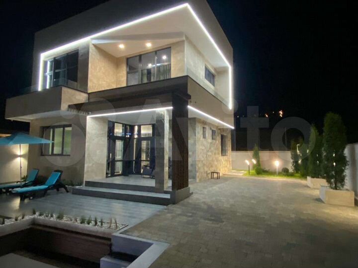 Коттедж 160 м² на участке 5 сот.