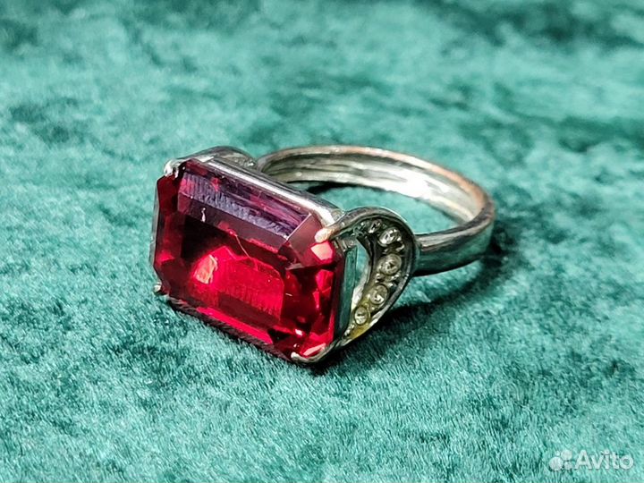 Кольцо Красный Прозрачные камни Jenavi Женави