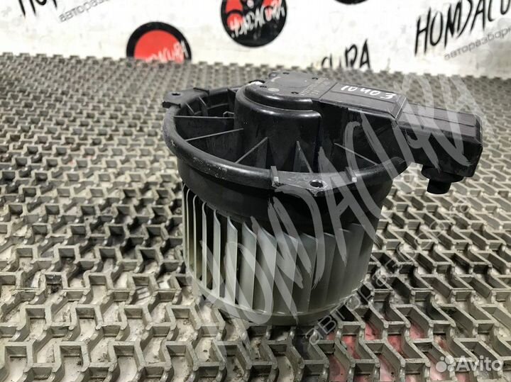 Моторчик печки Acura MDX