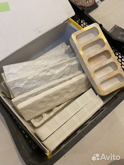 Гипсовая плитка и органайзер из гипса