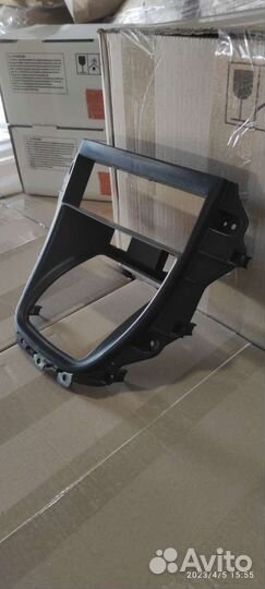 Рамка по магнитолу Toyota Harrier