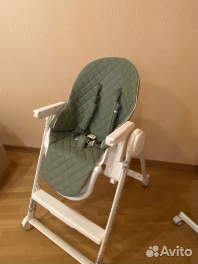 Детский стульчик для кормления happy baby