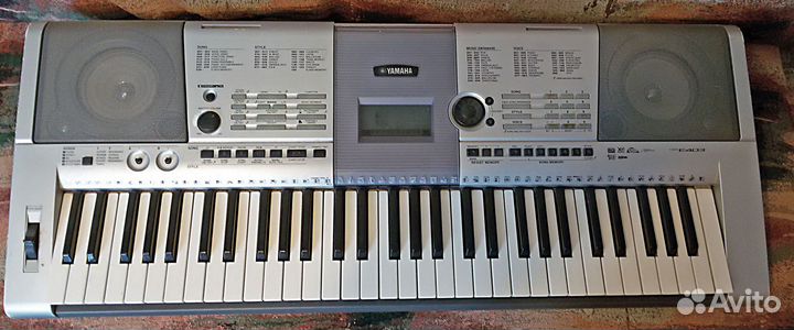 Yamaha PSR-E403