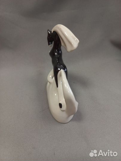 Статуэтка фарфор Конь Коростень СССР