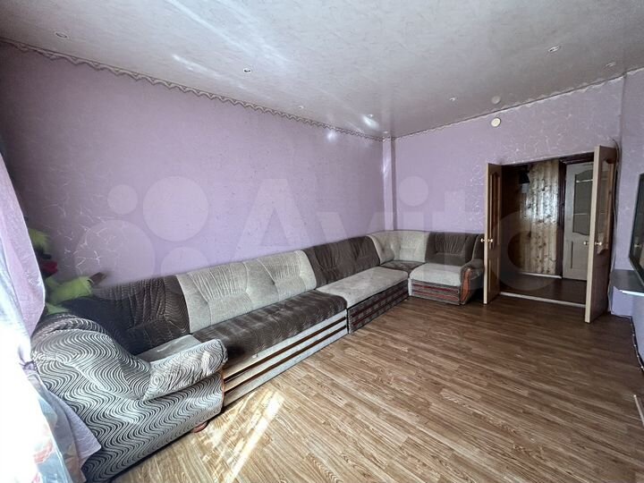 3-к. квартира, 67 м², 1/4 эт.