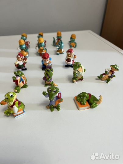 Игрушки из киндера 90х