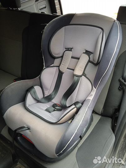 Детское автокресло с креплением isofix